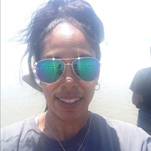 Meet your Posher, Jenean